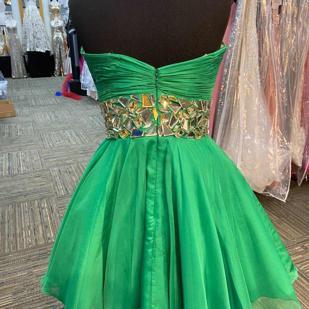 GREEN SHORT STYLE DRESS - Picture 6 of 10